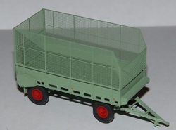 Fortschritt T087 přívěs s drátěnými bočnicemi zelený (model)