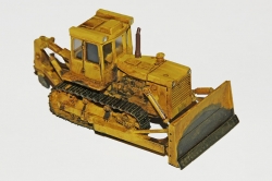 T130 Buldozer hydraulický s rozrývačem patina (model)