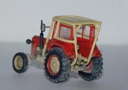 Zetor 4011 Traktor 4x2  s malou kabinou ochranným rámem červený (model patina)