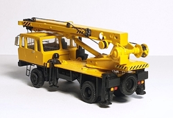 IFA Takraf ADK 125-3 autojeřáb žlutý (model)