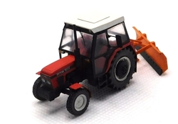 Zetor 7211 4x2 s SSAZ RT 3000 pluhová radlice za traktor bílá střecha (model)