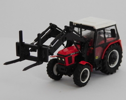 Zetor 7745 řada I. 4x4 s čelním nakladačem (model)