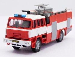 Hasičská auto cisterna 815 4x4 CAS 24 (model)