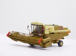 MDW Fortschritt E517 combine harvester with cabin in dark olive color. Limited edition no.6