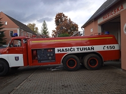 Tatra 148 CAS 32 Hasiči Tuhaň (model)