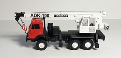 Kamaz-43105 ADK-100 jeřáb
