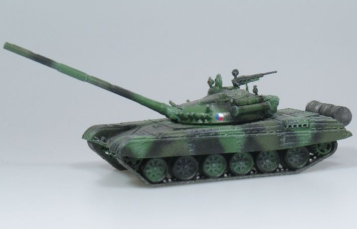 Střední tank T-72M1 (stavebnice)