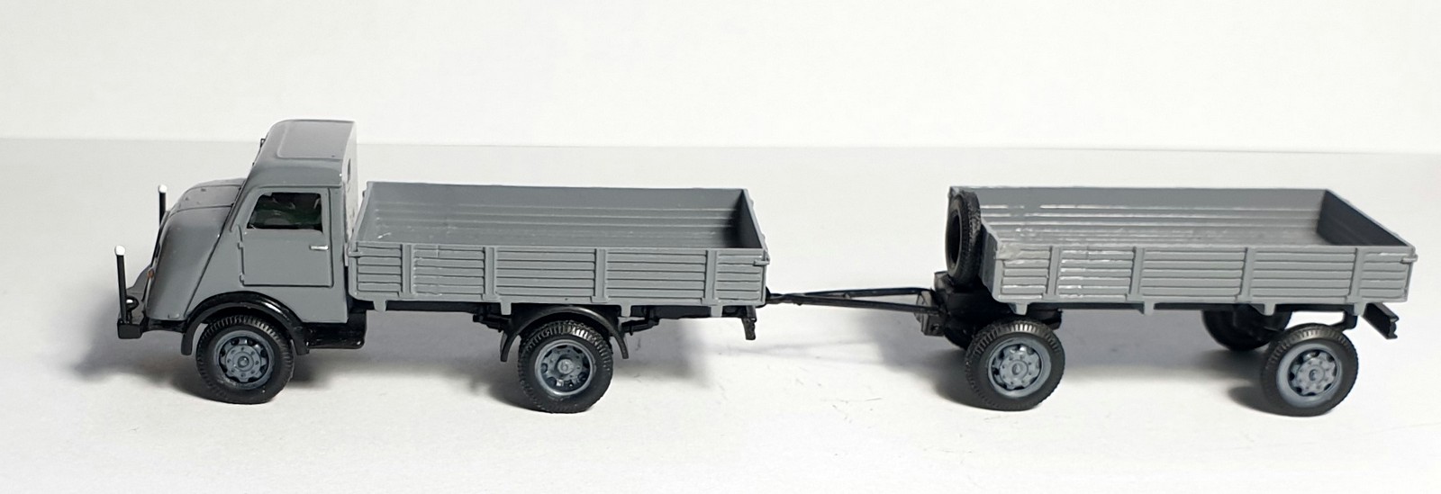 Horch H3 nákladní auto s přívěsem