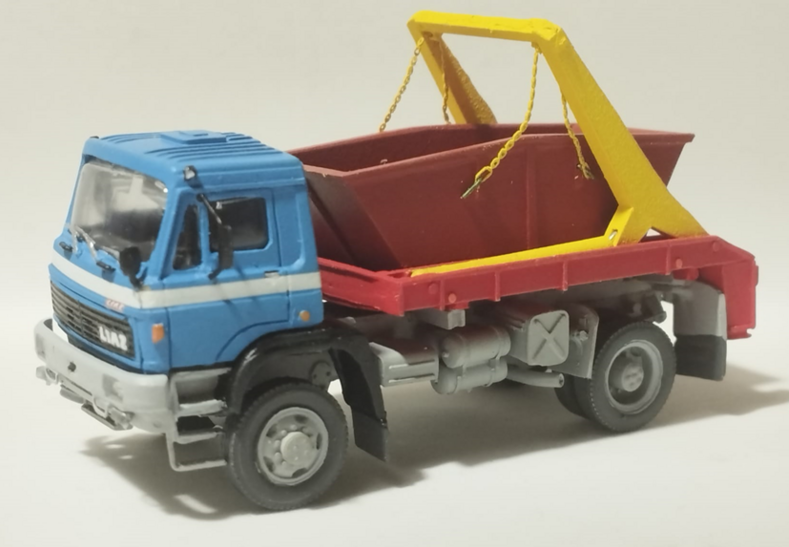 LIAZ 151.261 4x4 RN-8012 Bikran modrá kabina (model ICAR)